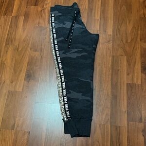 🛑PINK Camo grey Joggers with Sequin Side Stripes🛑 Selling as a 2piece set🛑
